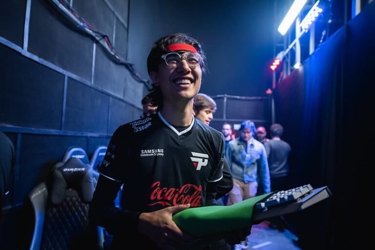 CBLoL FLA vence Kabum e permanece líder paiN e INTZ seguem vivas