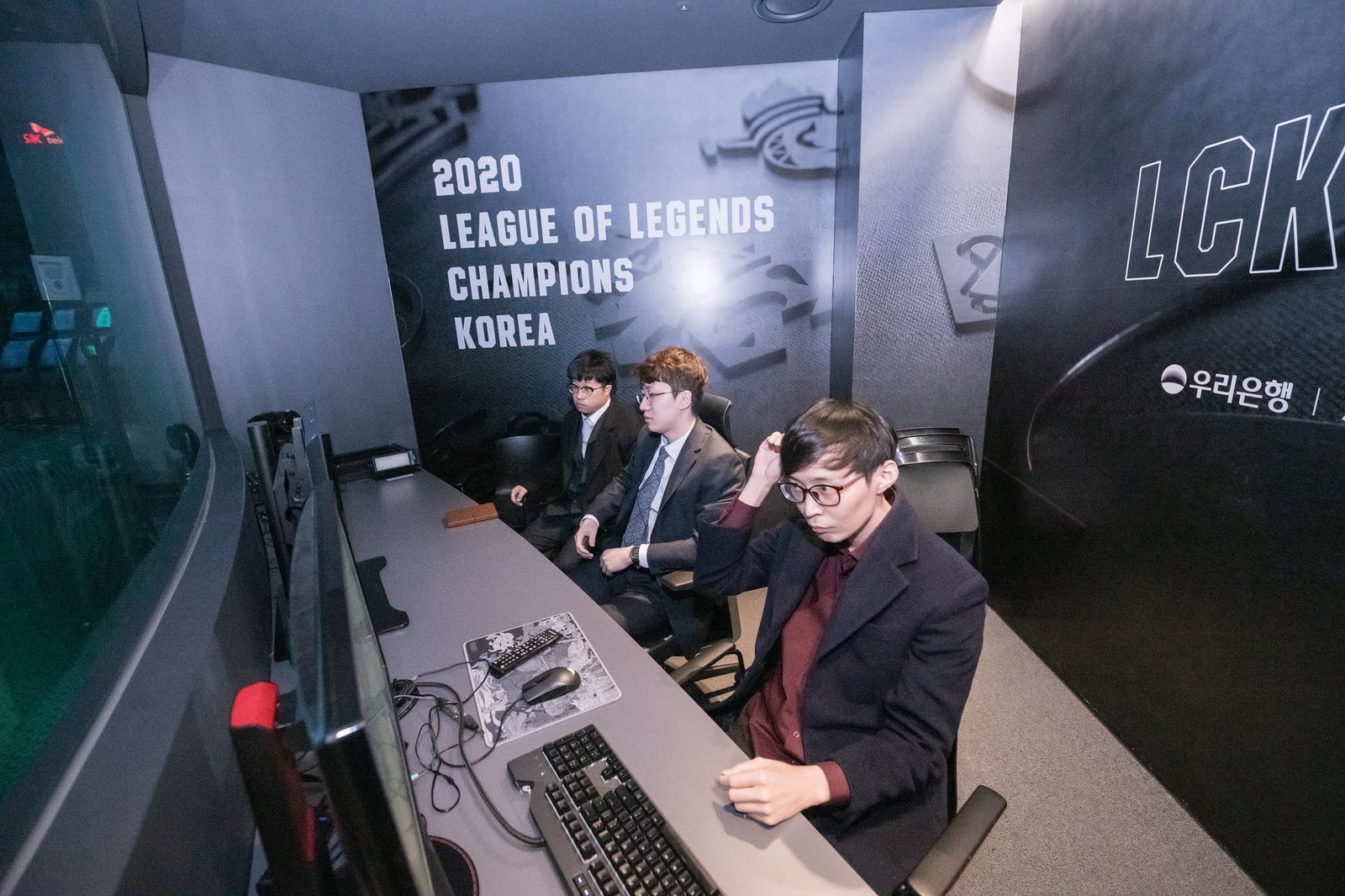 Riot Games planeja volta da LCK com partidas online