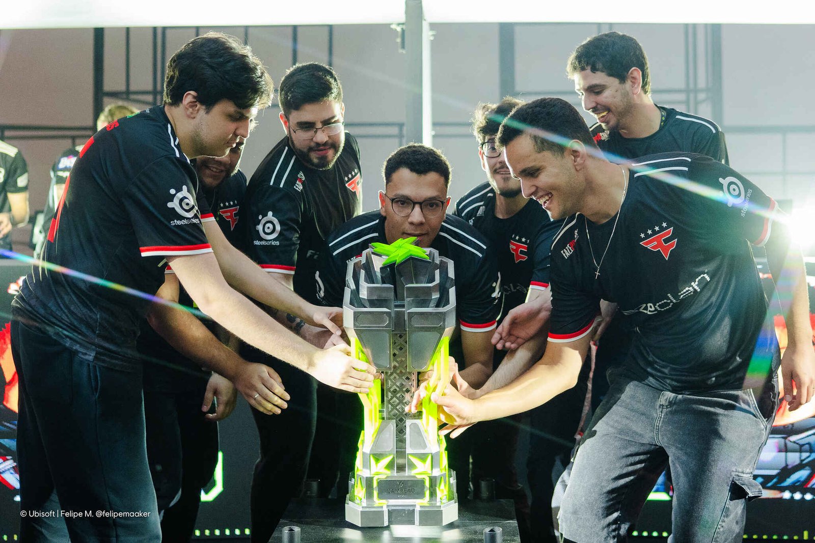 Rainbow Six: FaZe bate a FURIA e é campeã da Liga Sul-Americana