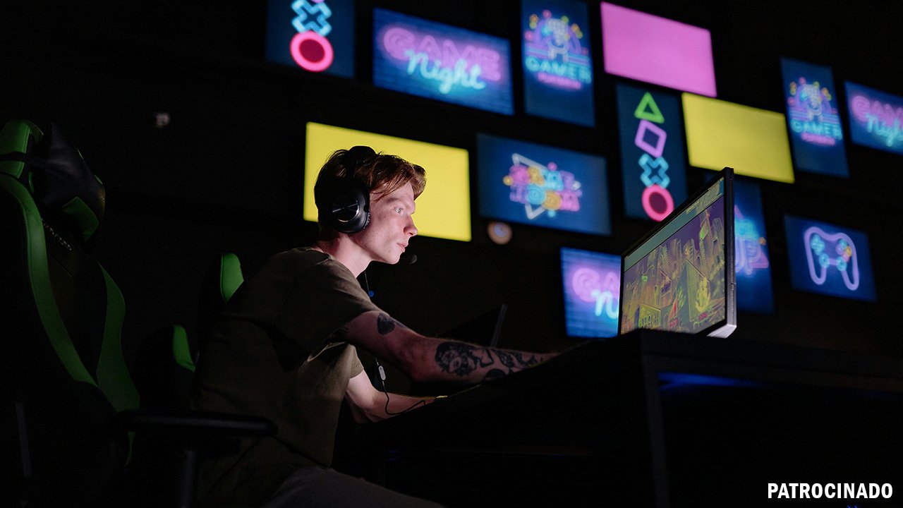 O universo competitivo que não dorme: por que os esports dominam a nova geração