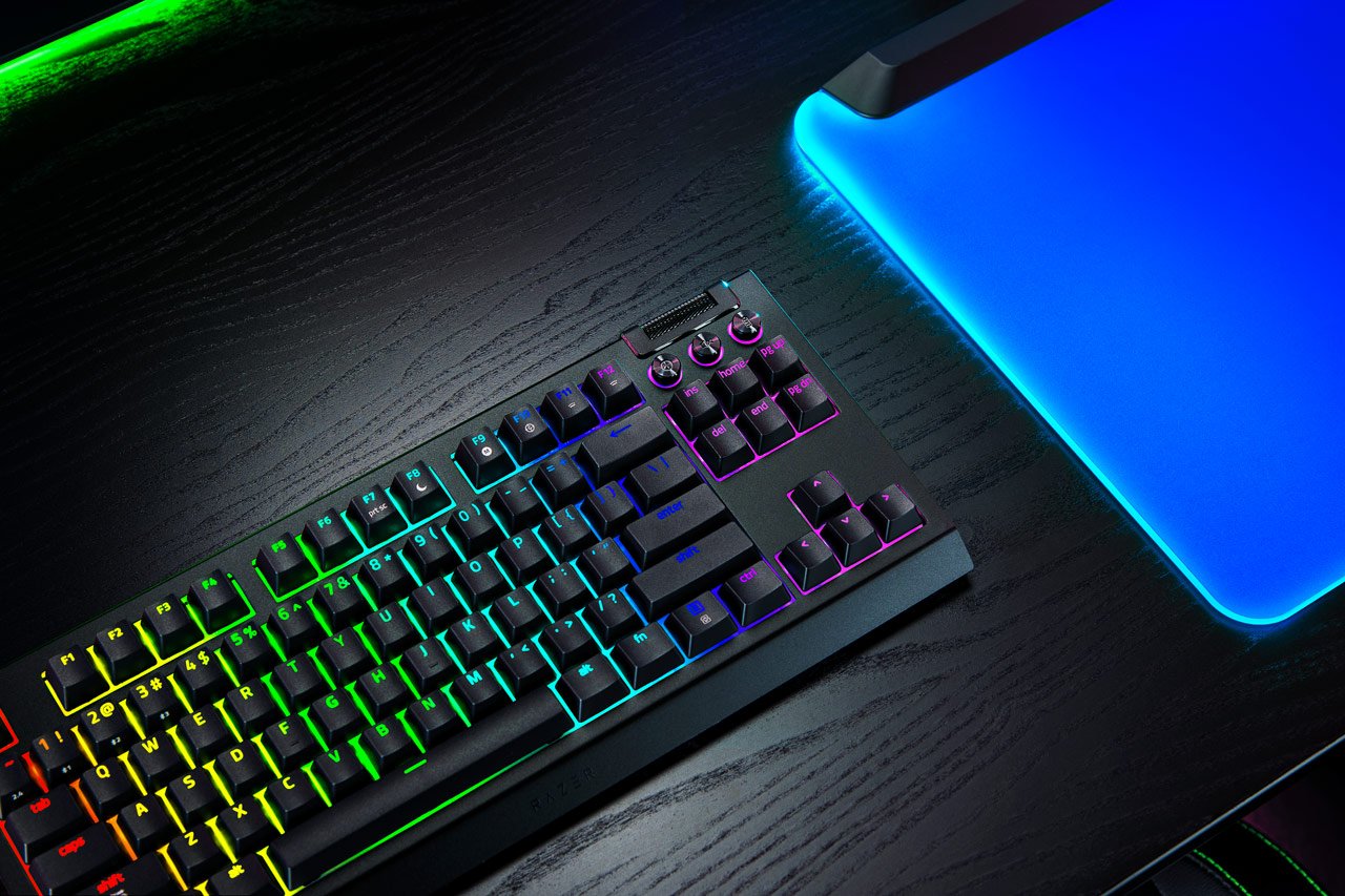 Blackwidow V4