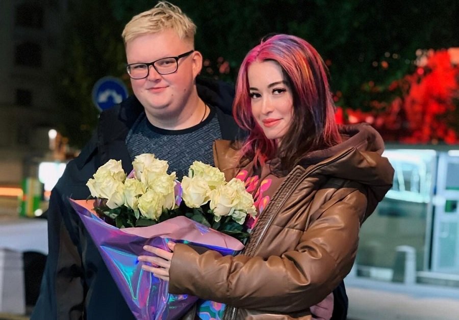 Ex de Boombl4 tentou vender conteúdo adulto do casal