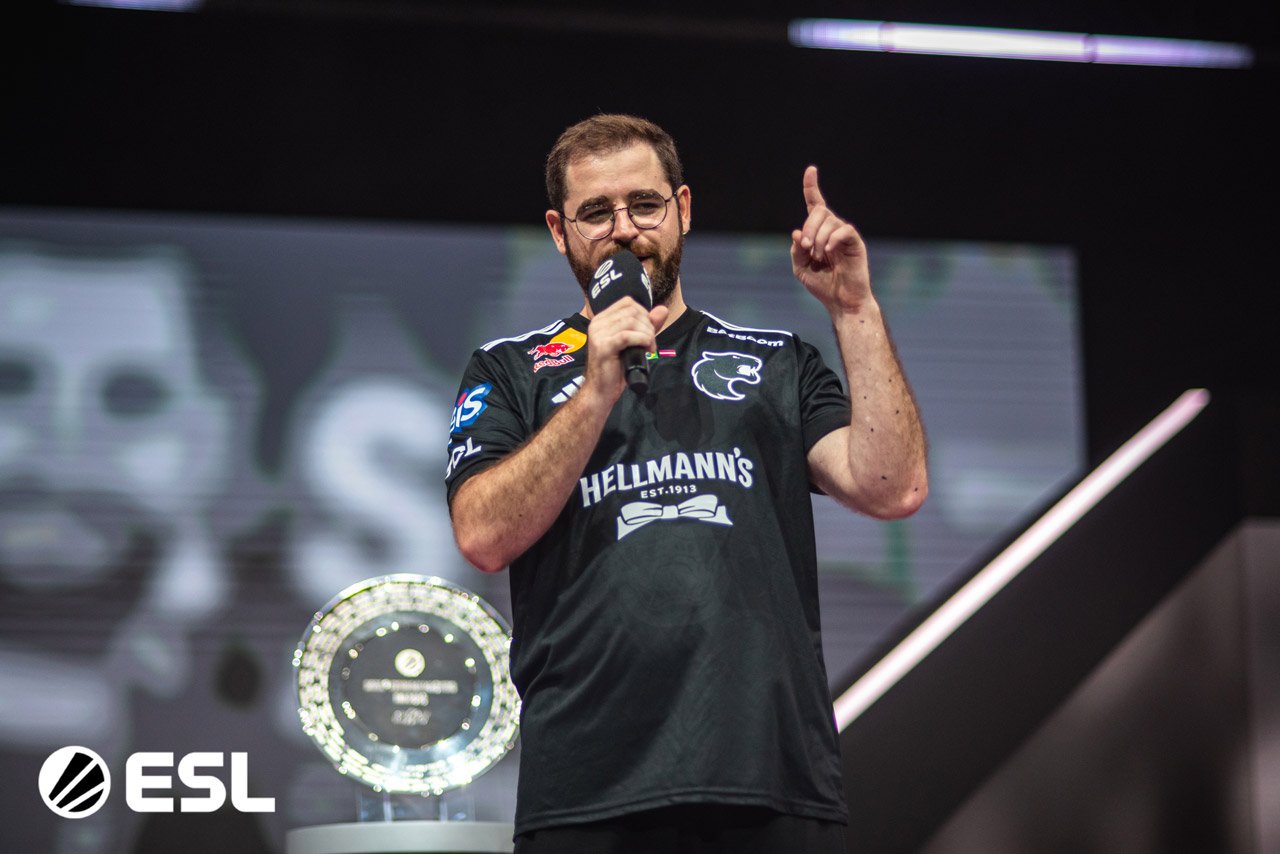 FalleN anuncia aposentadoria e encerrará carreira ao fim de 2026