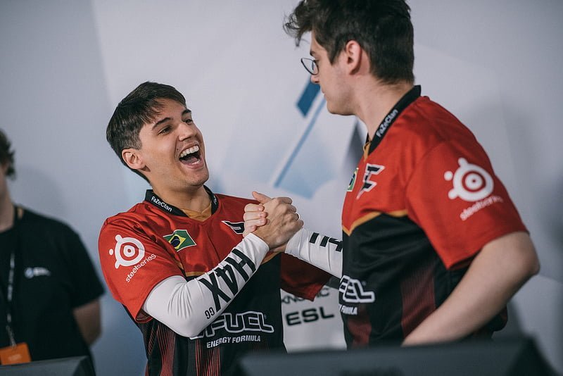 FaZe vence Liquid e fica mais próxima da classificação para as finais da Pro League de R6