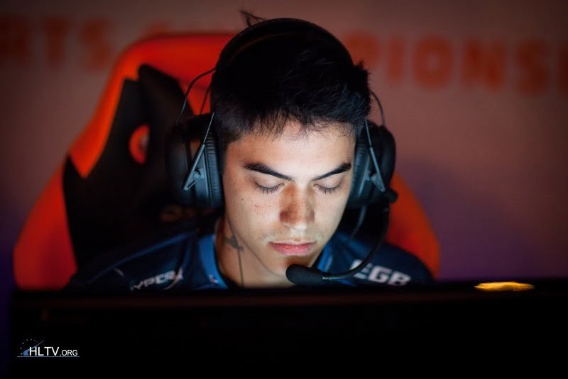 Opinião: fnx é o maior brasileiro da história do CS, porém esqueçam-no