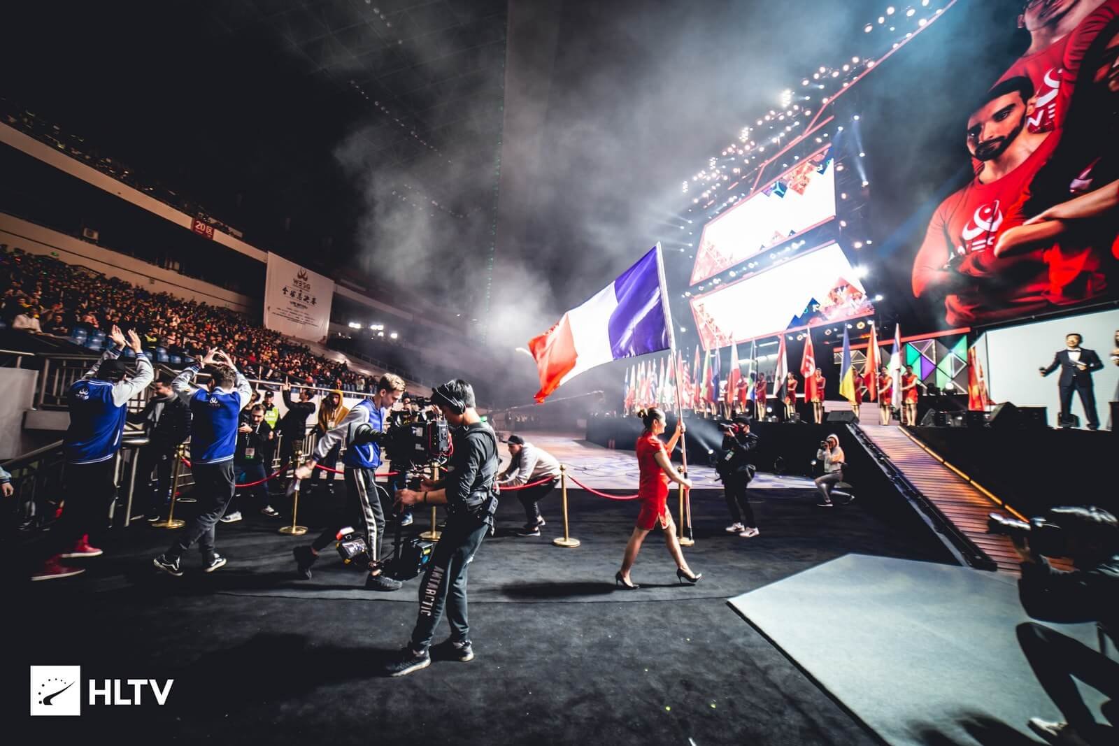 França bane termos estrangeiros como streamer e esports