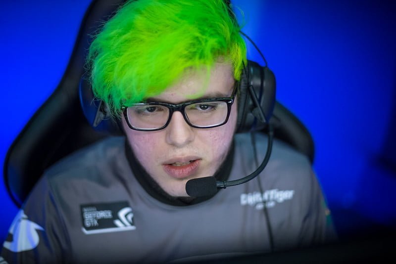 LoL: Jockster volta a defender o manto da INTZ