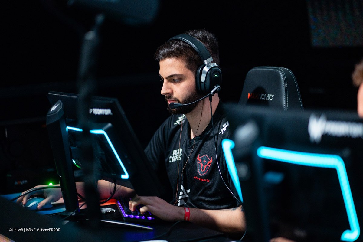 Conheça a trajetória de Kheyze, eleito melhor jogador de R6 em 2022