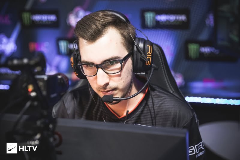 kioShima é anunciado na EnVyUs