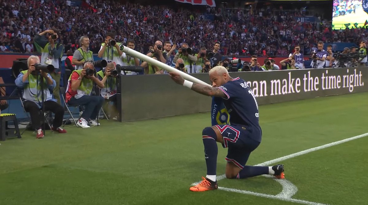CS2: Neymar empresta skin de R$ 335 mil a yuurih