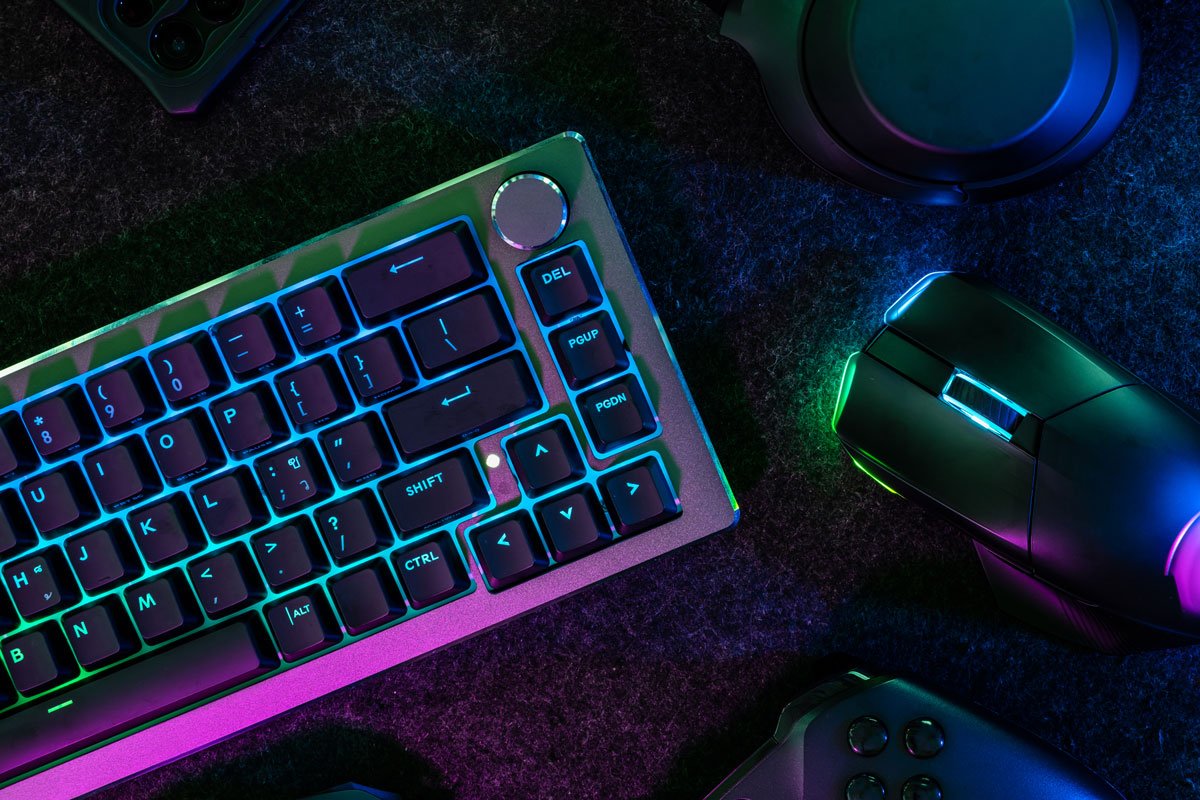Teclado e mouse RGB