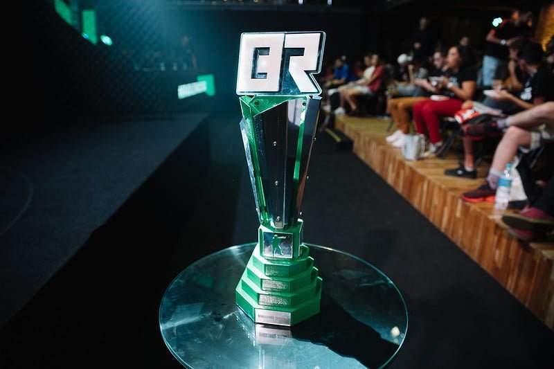 CLUTCH chega em sua fase decisiva; confira o retrospecto das equipes
