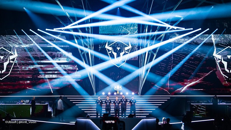 w7m-palco-Blast-Major