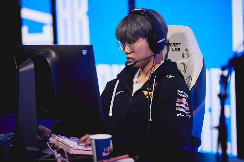 Worlds 2021: “Não sinto tanta pressão contra outros top laners mais experientes”, diz Canna