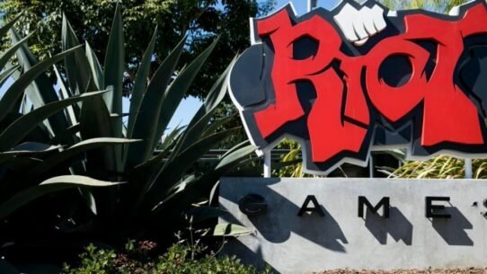 lol riot games