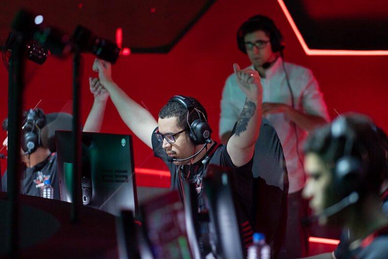 imperial esports biscoit1n first strike