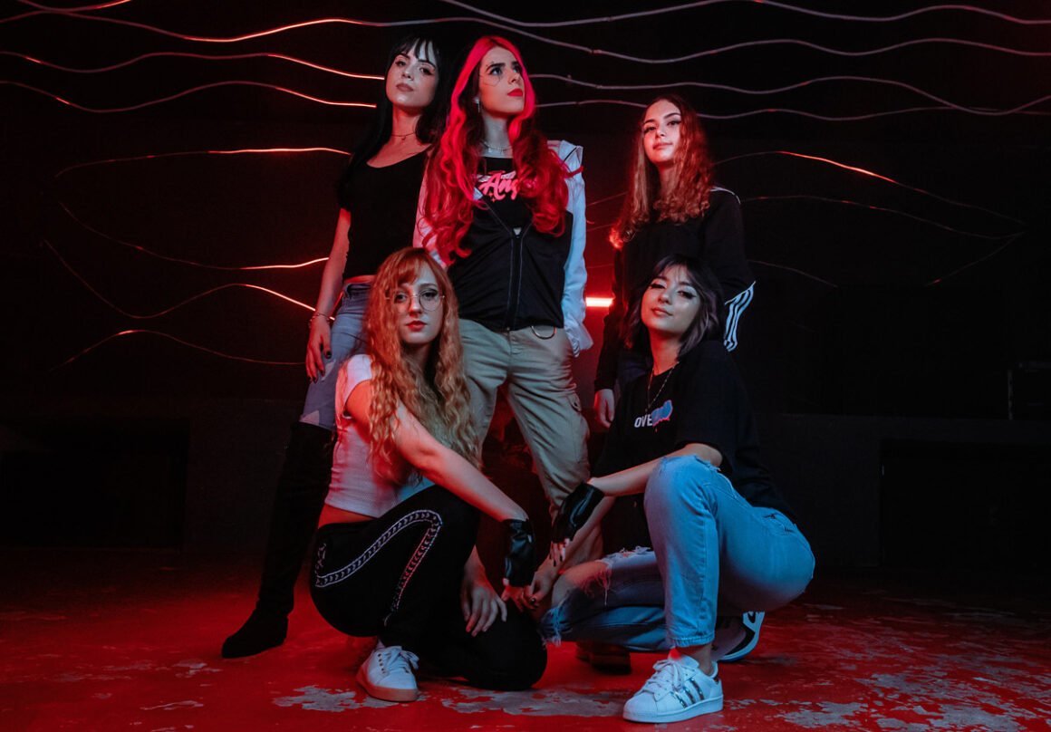 b4 angels spike ladies