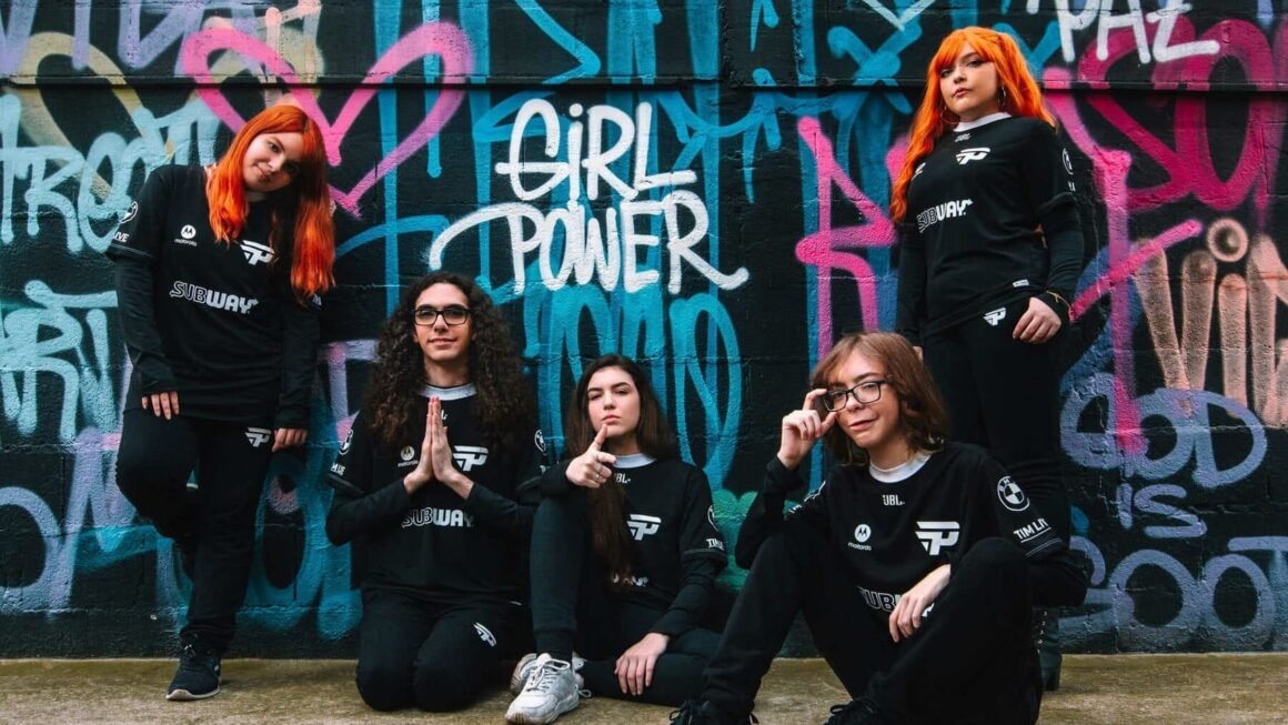 lol pain elenco feminino