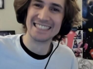 cropped-xQc-smile-2-compressed.jpg