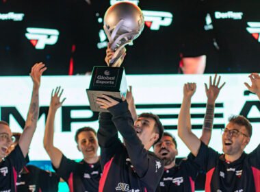 paiN ergue troféu do GET Rio hltv ranking cs2