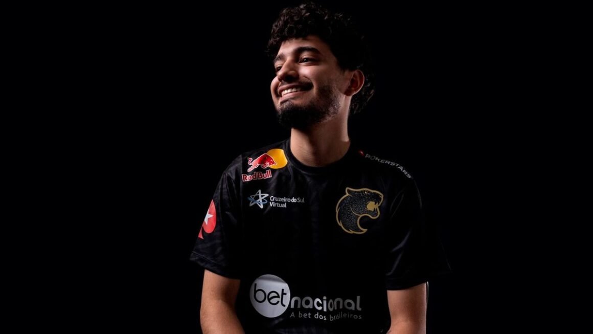 skullz durante apresentação na furia