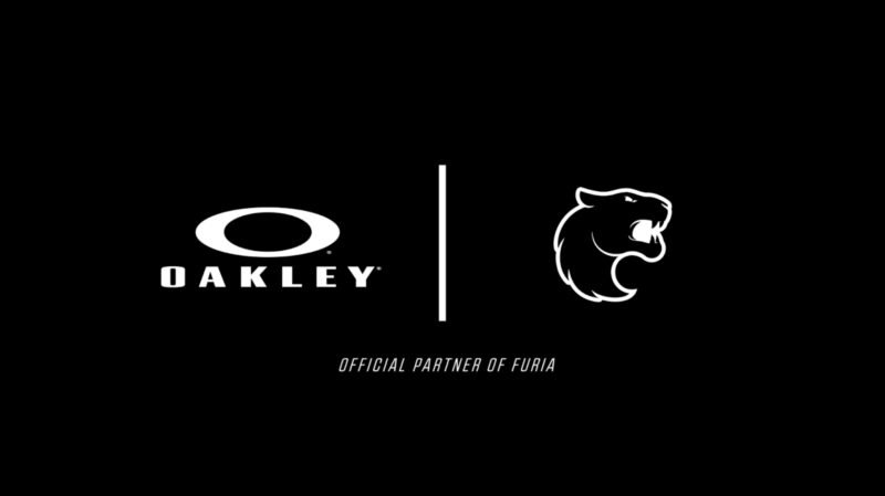 Oakley e FURIA